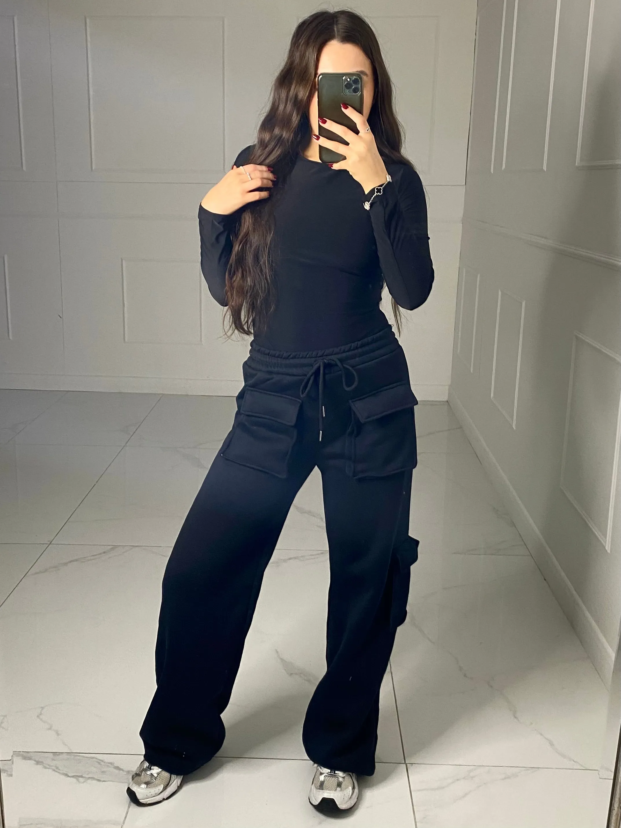 Cargo Pocket Detail Wide Leg Joggers - Black